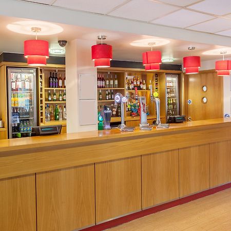 Ibis Budget London Heathrow T5 Slough Zewnętrze zdjęcie