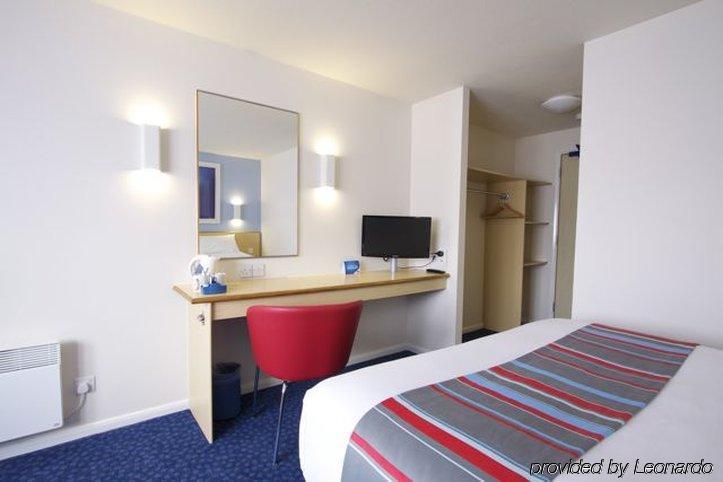 Ibis Budget London Heathrow T5 Slough Zewnętrze zdjęcie